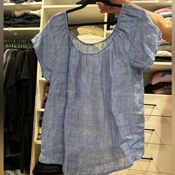 Joke chambray off shoulder or on shoulder shirt - Picture 2 of 2